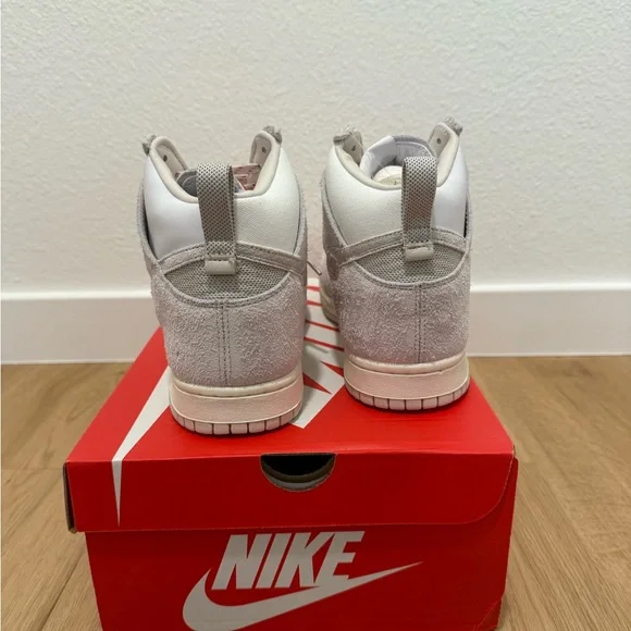 Nike Dunk Hi Notre Light Orewood Brown